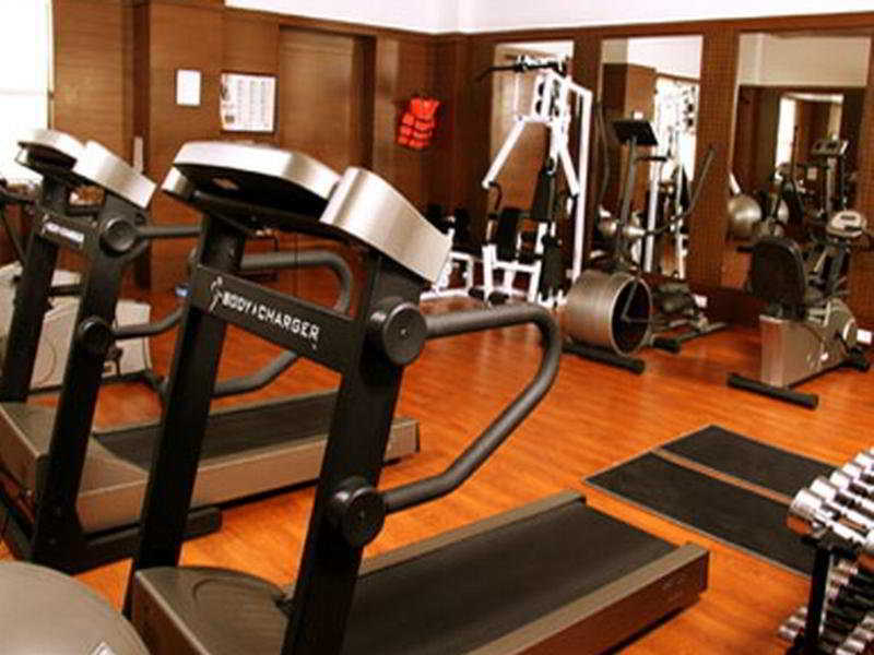 Greenpark Čennai Exteriér fotografie A gym