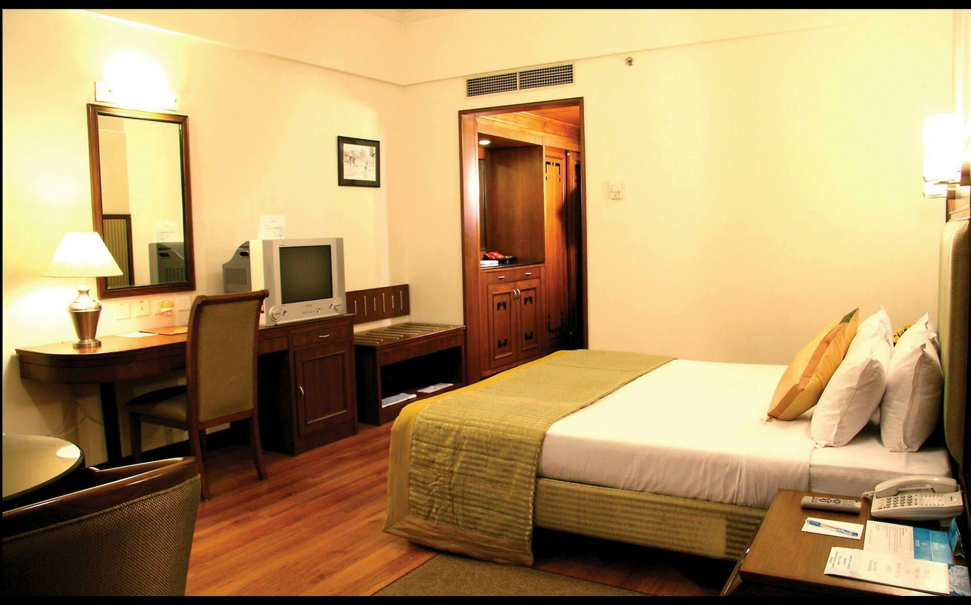 Greenpark Čennai Pokoj fotografie A room at the Taj Bengal